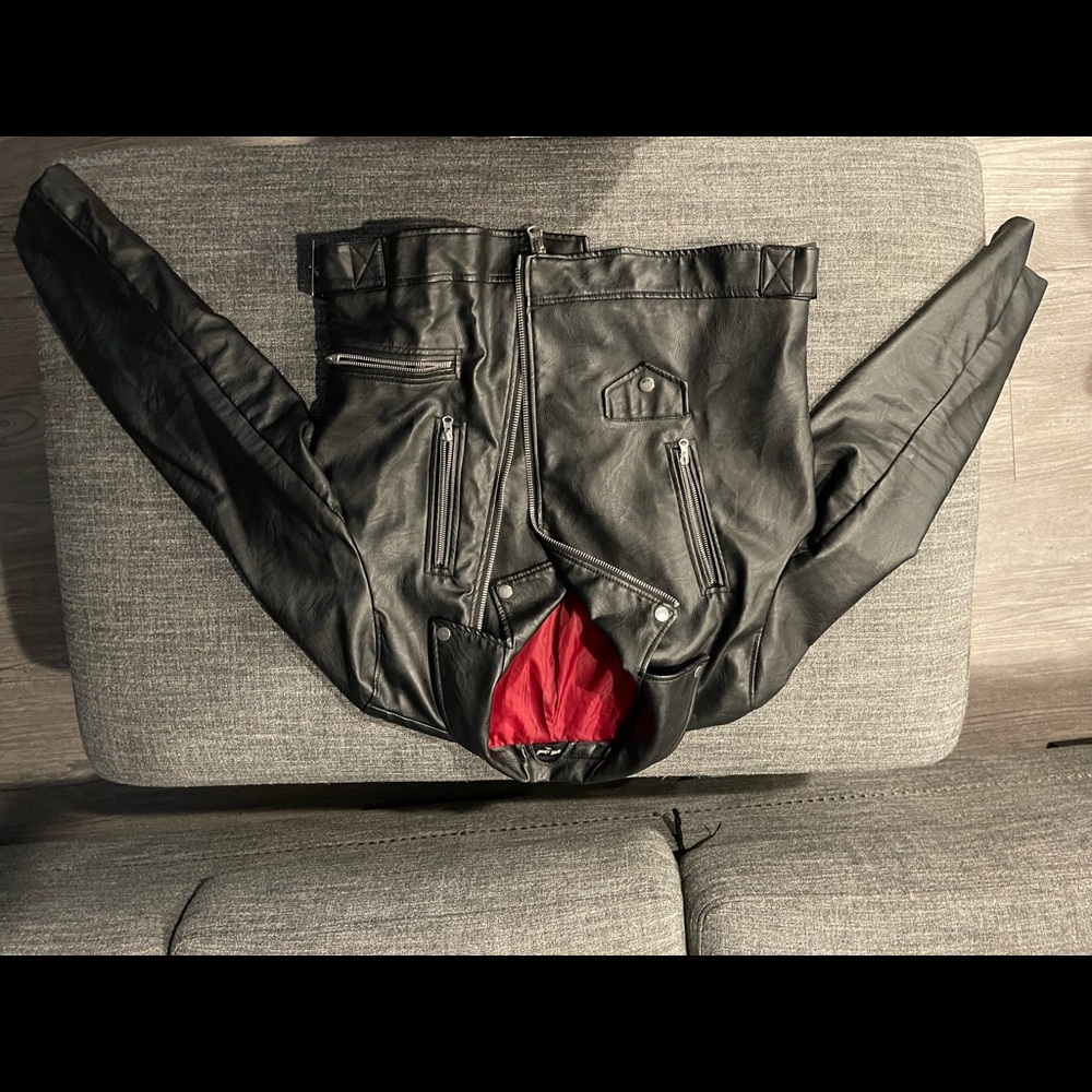 1x women’s faux leather Moto jacket